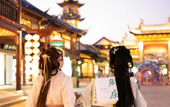 周莊這條「潮(chao)」街(jiē)，逛20次都不膩